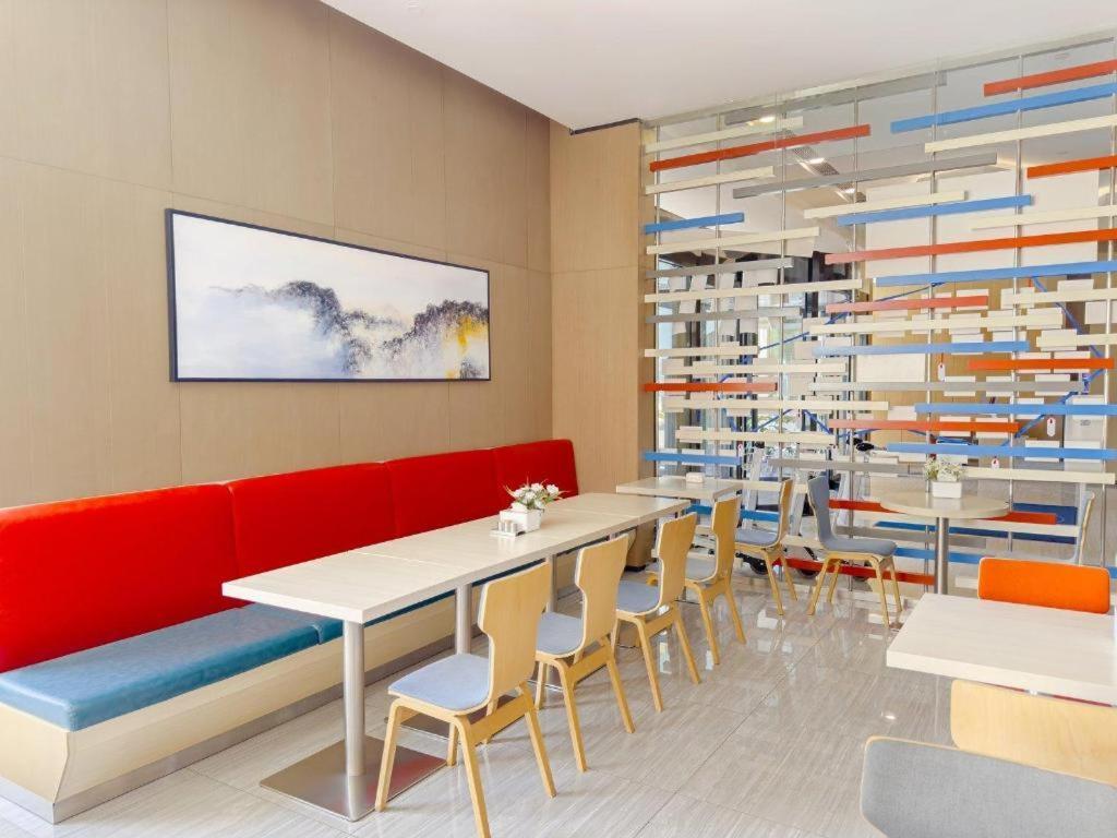 Holiday Inn Express Zhangye By Ihg Dış mekan fotoğraf