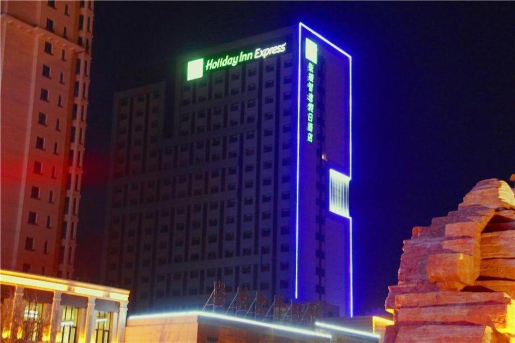 Holiday Inn Express Zhangye By Ihg Dış mekan fotoğraf